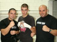 Real Fighting Challenge - Éhes maradt a Pitbull